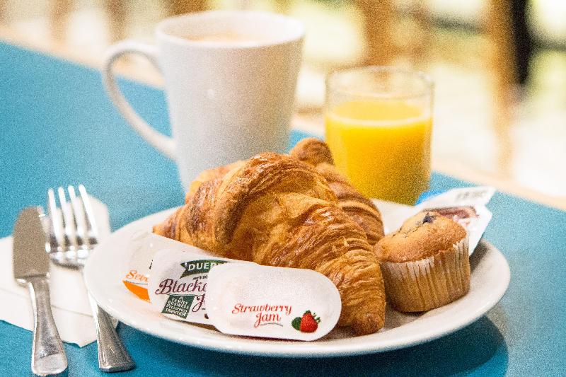 Holiday Inn Express Watford Junction - Restoran