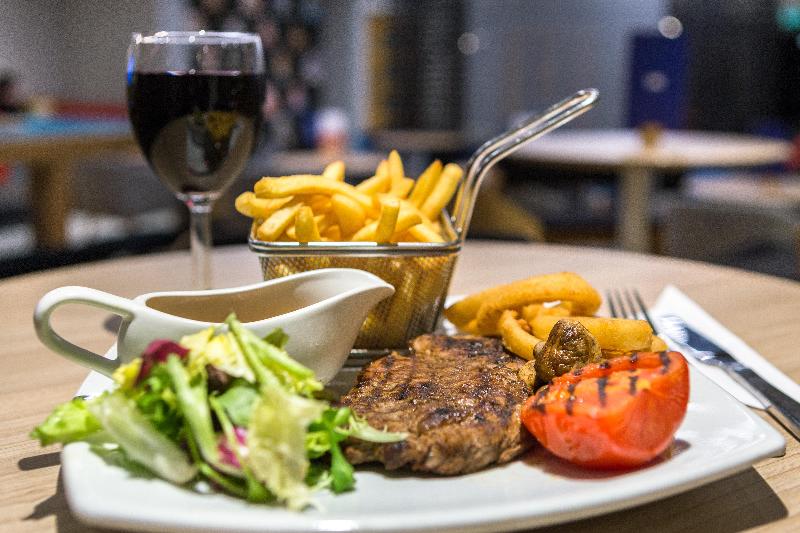 Holiday Inn Express Watford Junction - Restoran