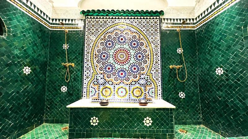Riad Damia - Aktivite