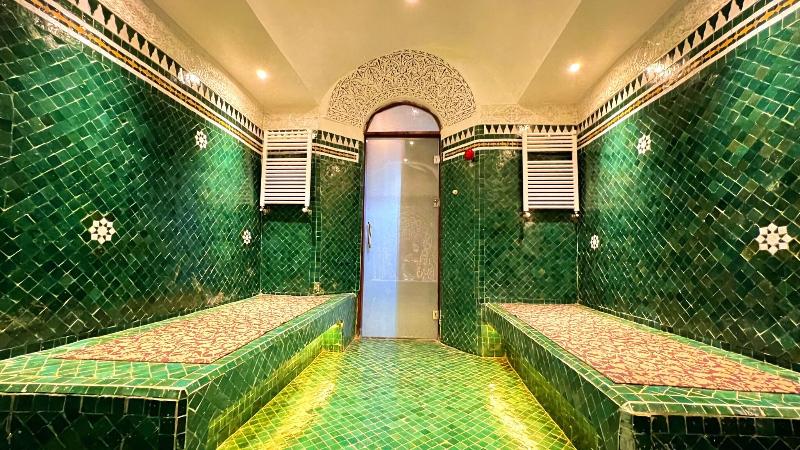 Riad Damia - Aktivite