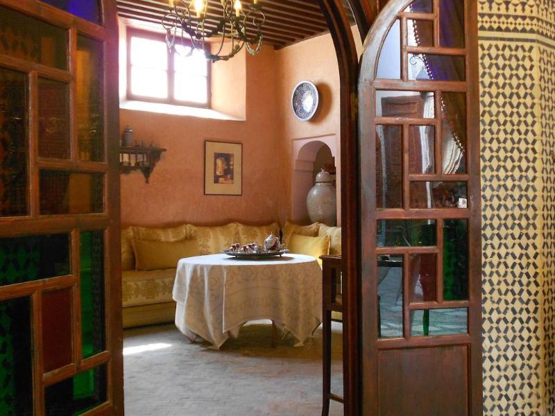 Riad Damia - Genel