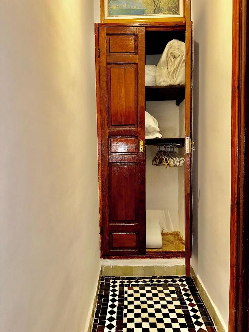 Riad Damia - Oda