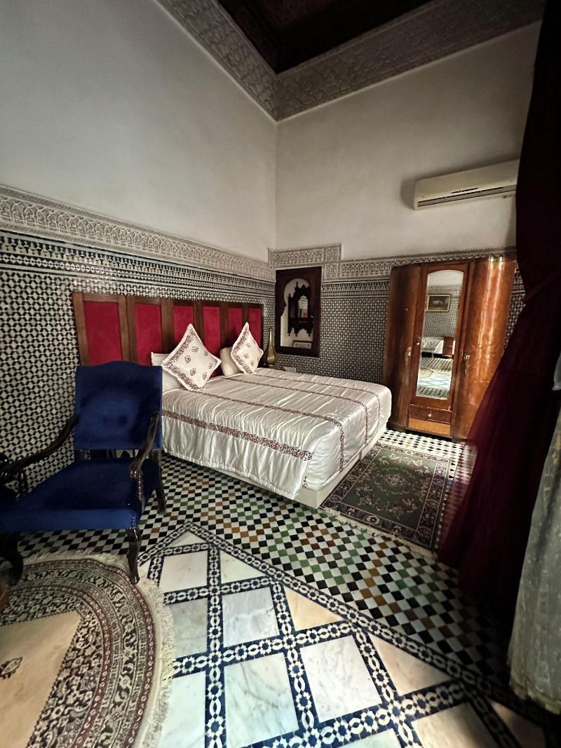 Riad Damia - Oda