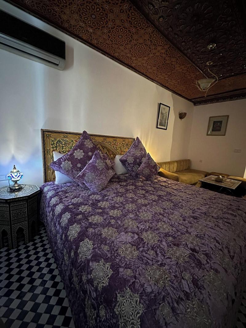 Riad Damia - Oda
