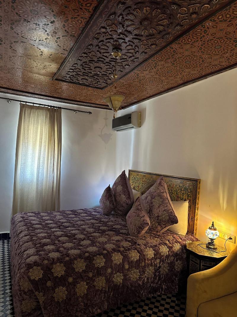 Riad Damia - Oda
