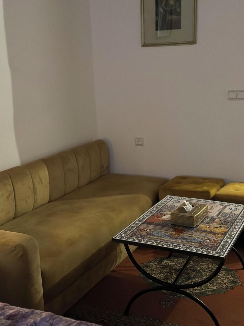 Riad Damia - Oda
