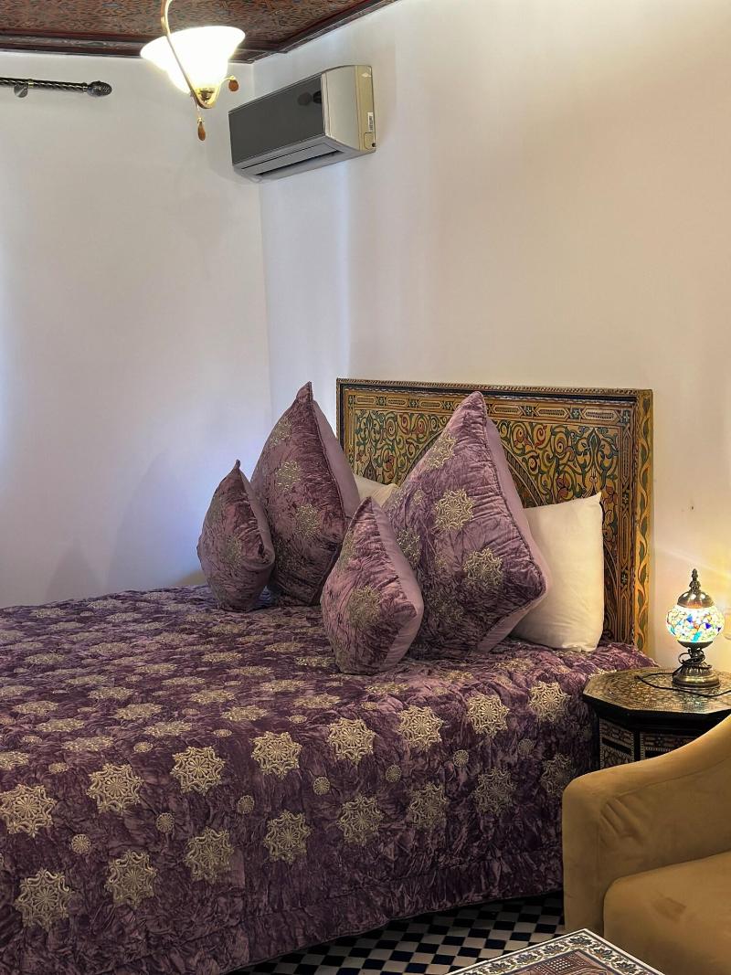 Riad Damia - Oda