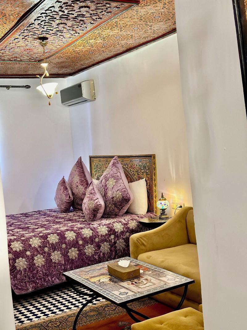 Riad Damia - Oda