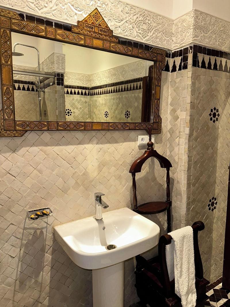 Riad Damia - Oda