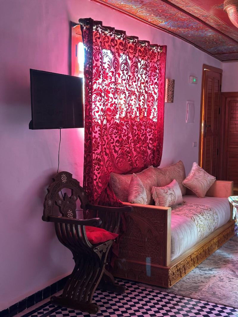 Riad Damia - Oda