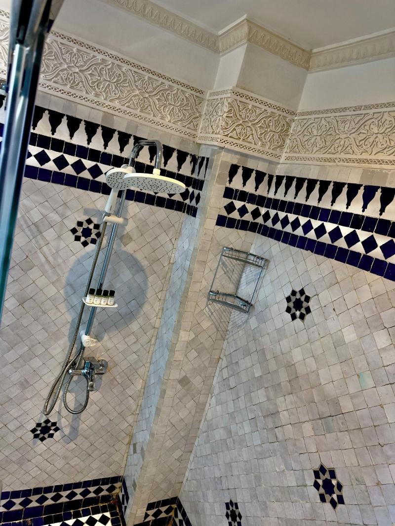 Riad Damia - Oda