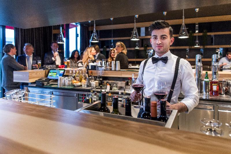 voco Villach, an IHG Hotel - Bar