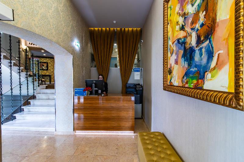 Hotel Lis Batalha - Lobi