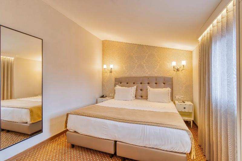 Hotel Lis Batalha - Oda