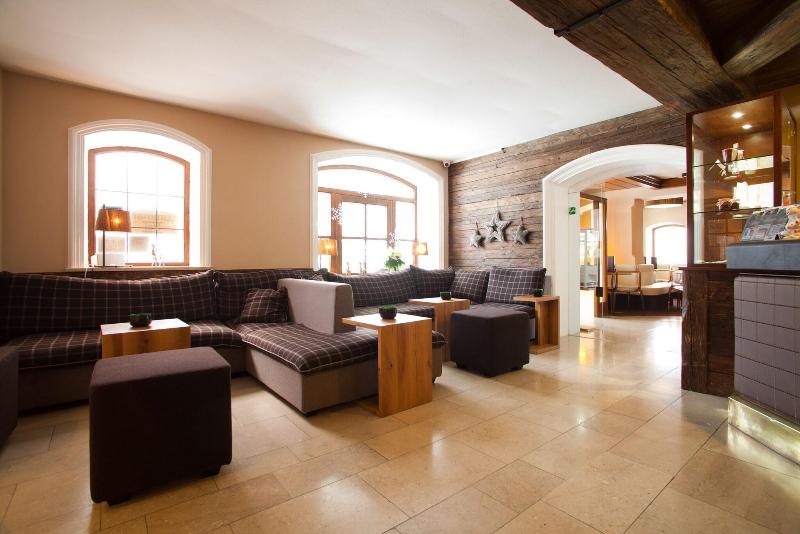Rennrad- & Triathlonhotel Jakob - Lobi