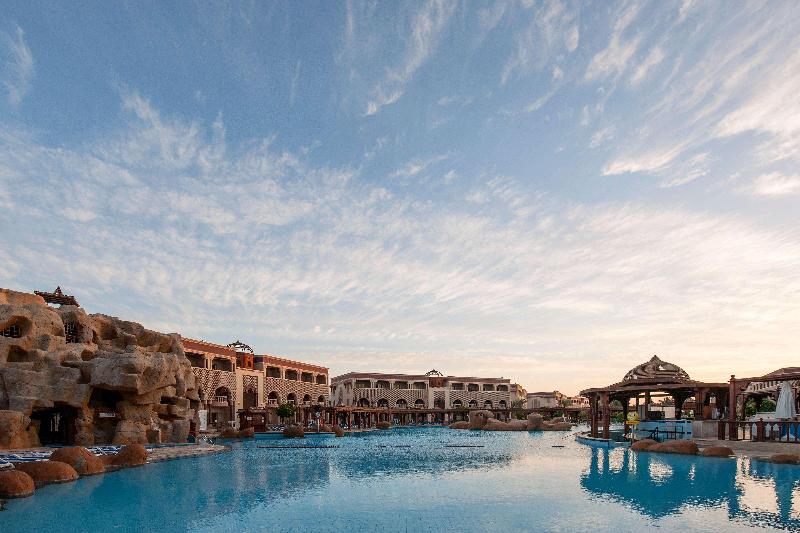 SUNRISE Mamlouk Palace Resort - Havuz