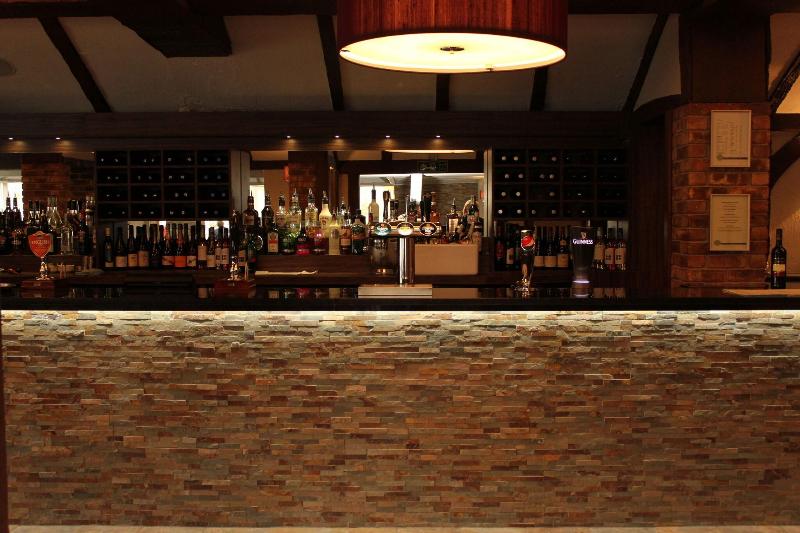 The Legacy Rose And Crown - Bar