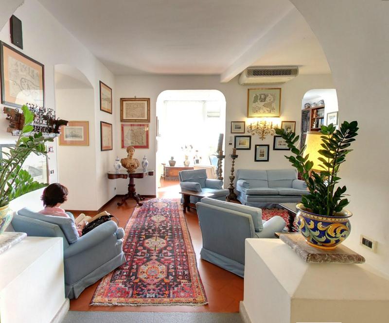 Villa Paradiso - Lobi
