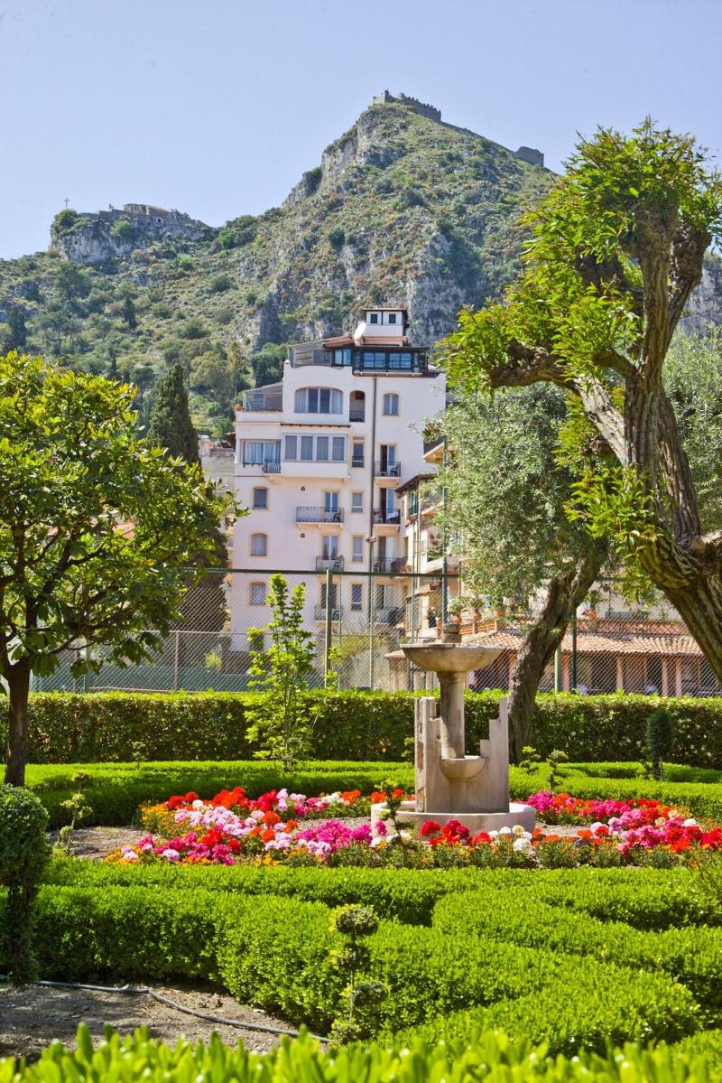 Villa Paradiso - Genel