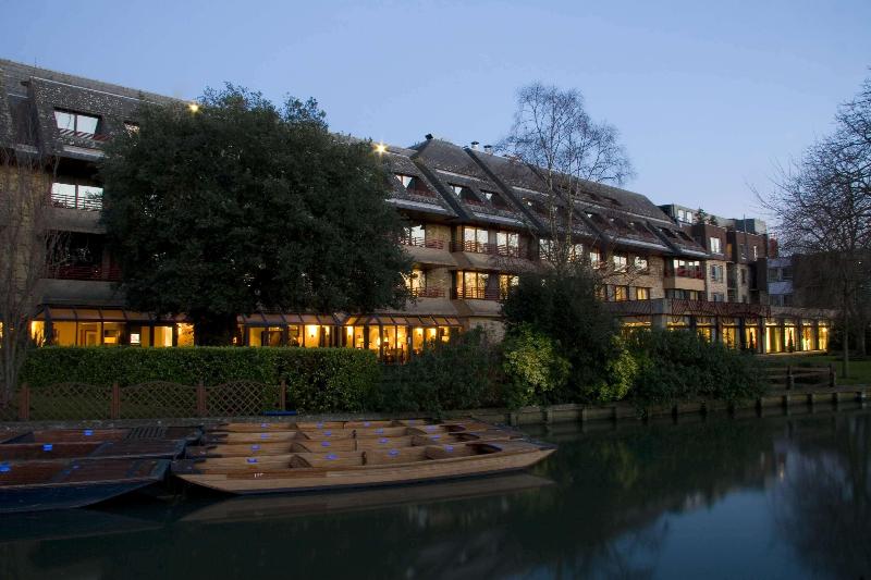 Graduate by Hilton Cambridge - Genel