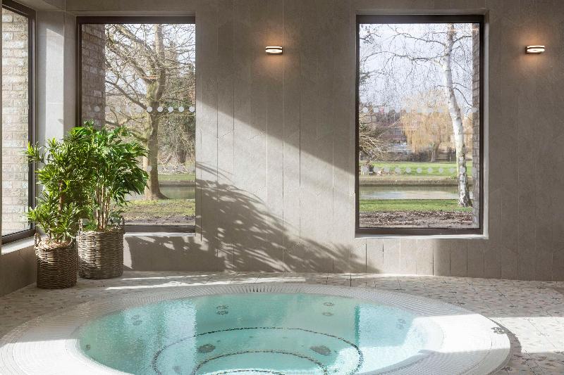 Graduate by Hilton Cambridge - Genel