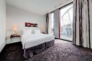 Hilton Garden Inn Stuttgart NeckarPark fotoÄŸrafÄ±