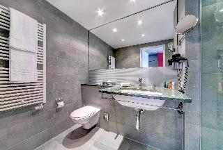 Hilton Garden Inn Stuttgart NeckarPark fotoÄŸrafÄ±