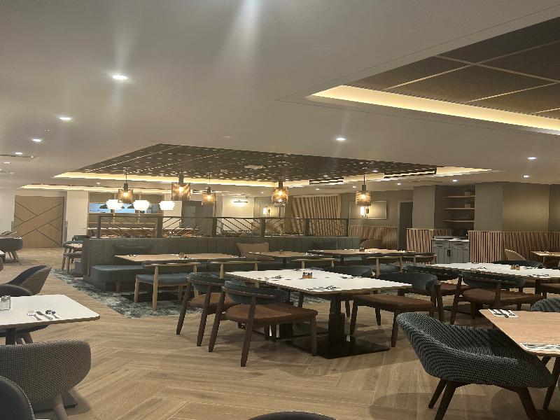 Holiday Inn London Luton North - Restoran
