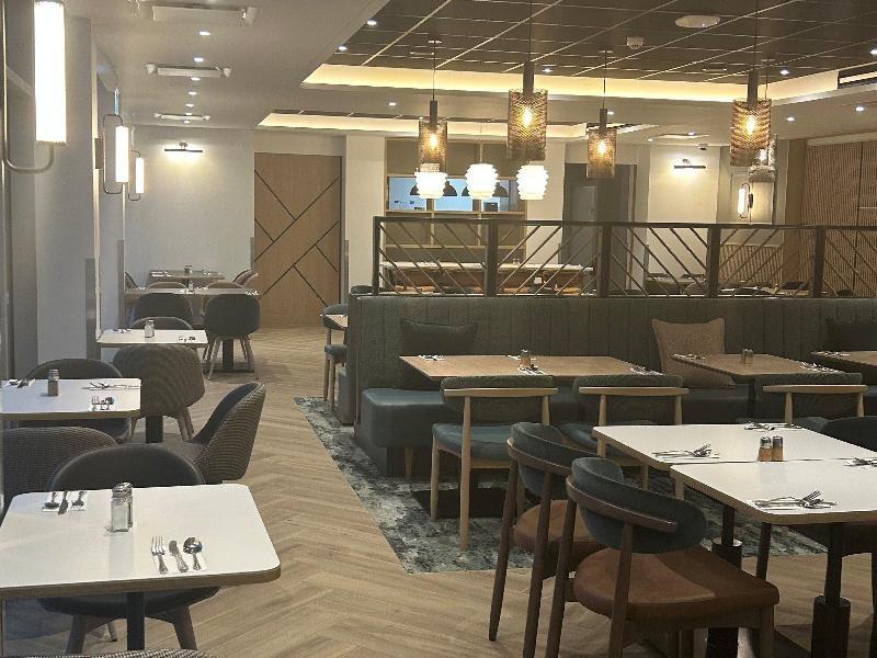 Holiday Inn London Luton North - Restoran