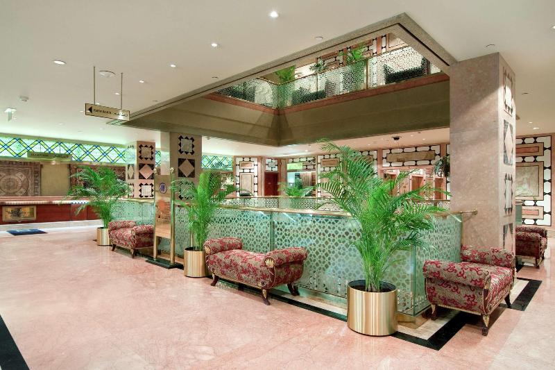 Madinah Hilton - Lobi