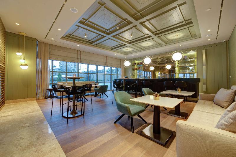 Mersin HiltonSA - Bar