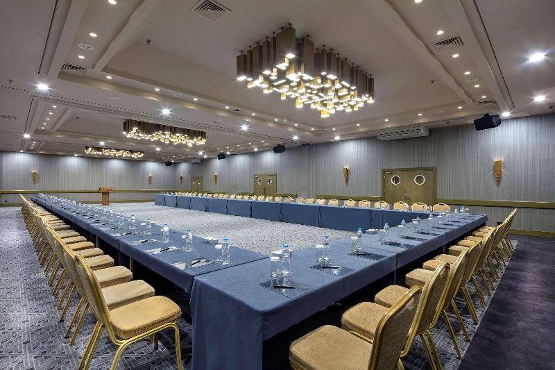 Mersin HiltonSA - Toplantı