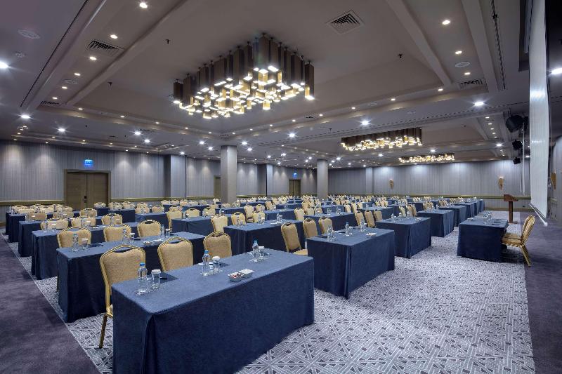 Mersin HiltonSA - Toplantı