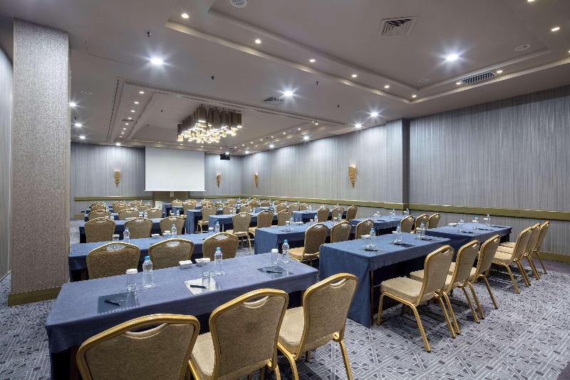 Mersin HiltonSA - Toplantı
