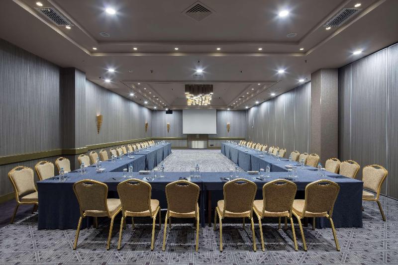 Mersin HiltonSA - Toplantı