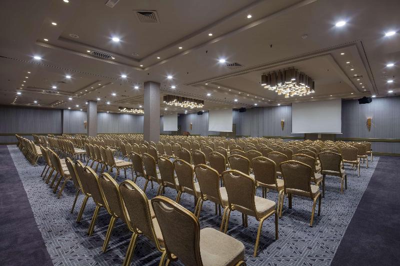 Mersin HiltonSA - Toplantı