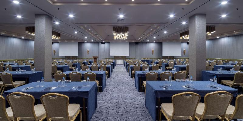 Mersin HiltonSA - Toplantı