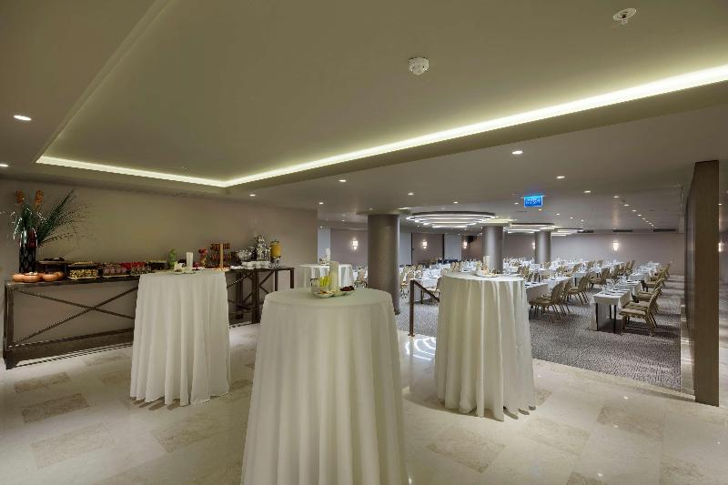 Mersin HiltonSA - Restoran