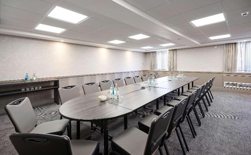 Doubletree by Hilton Newbury North - Toplantı