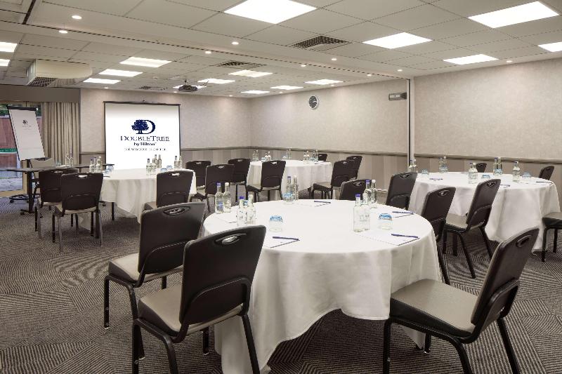 Doubletree by Hilton Newbury North - Genel