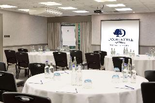 Doubletree by Hilton Newbury North fotoÄŸrafÄ±