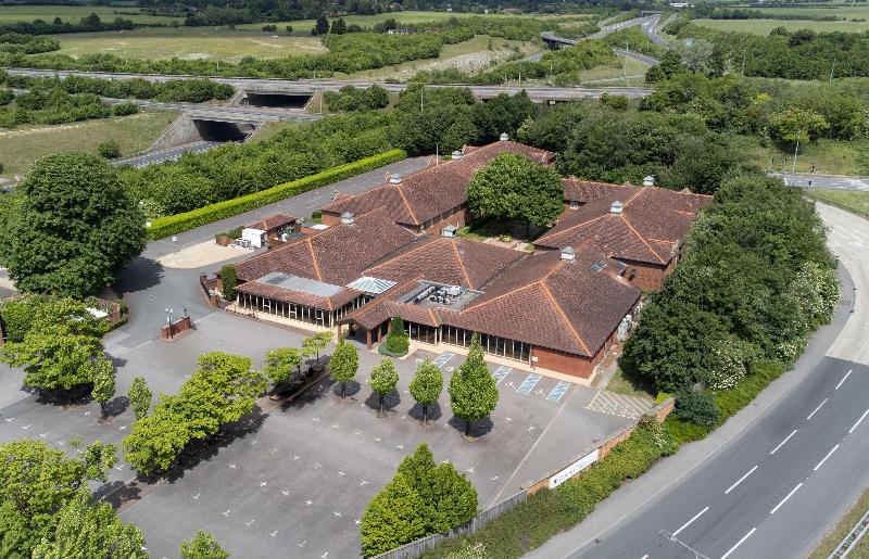 Doubletree by Hilton Newbury North - Genel