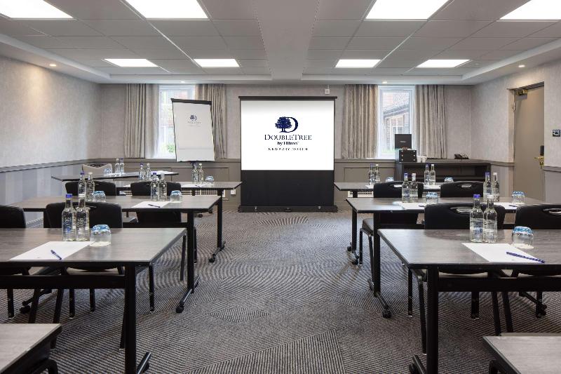 Doubletree by Hilton Newbury North - Genel