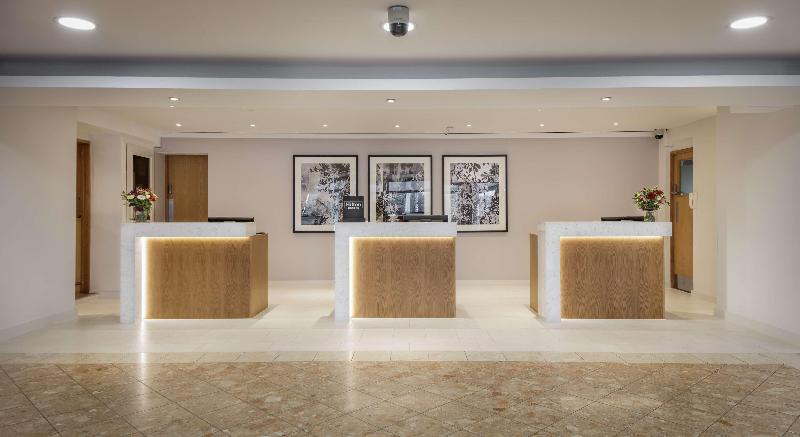 Hilton London Watford - Lobi