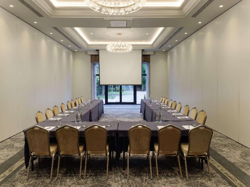 Hilton Templepatrick Hotel & Country Club - Genel