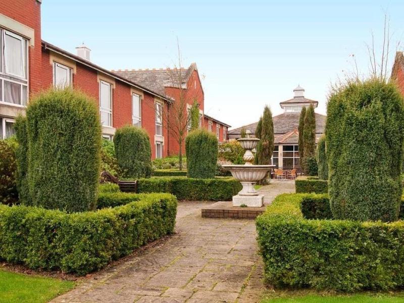 Bromsgrove Hotel - Genel