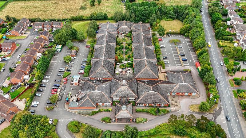 Bromsgrove Hotel - Genel