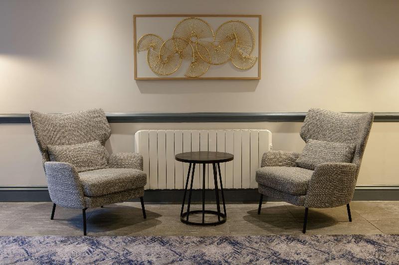 Hilton Cobham - Lobi