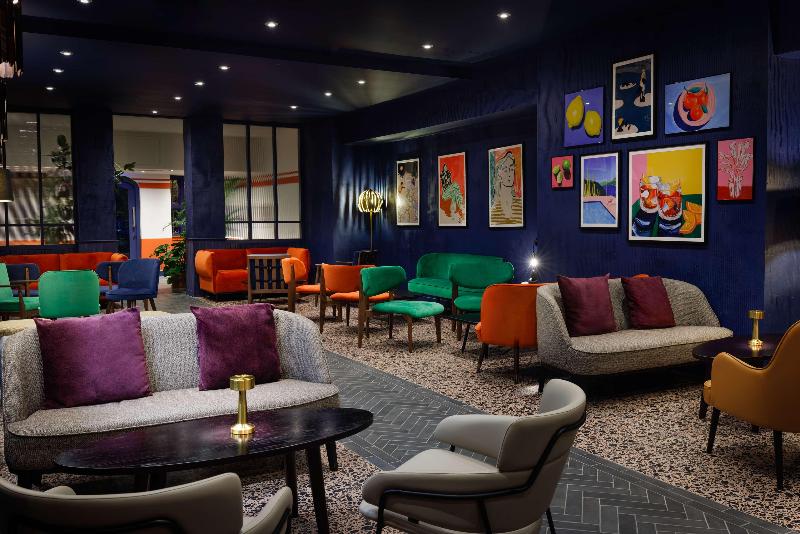 Hilton Cobham - Genel