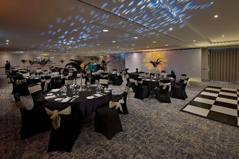 Hilton Cobham - Genel